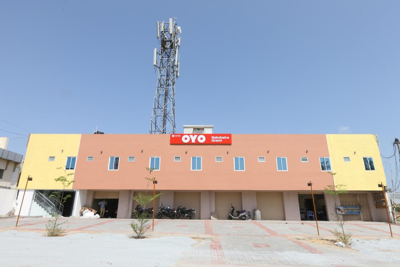 Oyo 14735 Nakshatra Grand 티루파티 외부 사진