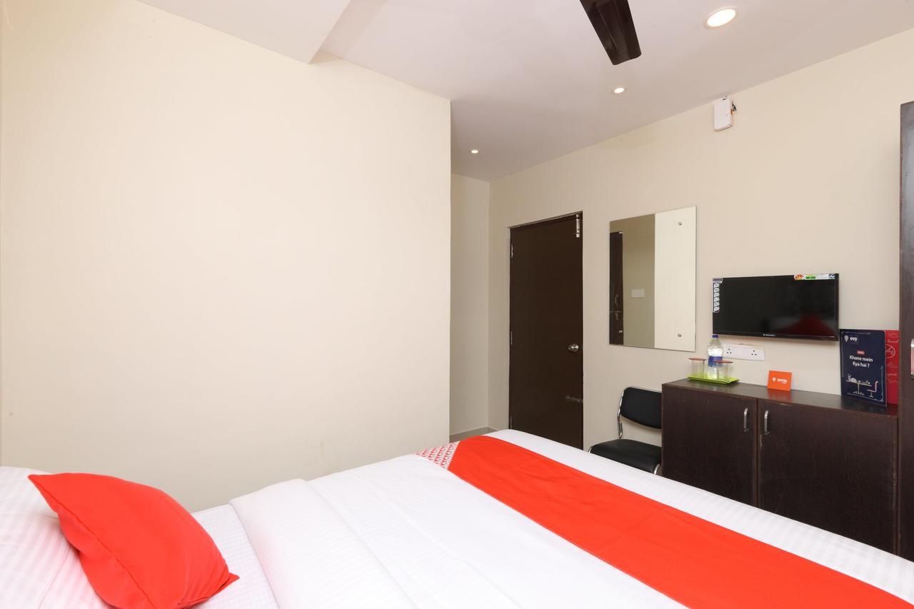 Oyo 14735 Nakshatra Grand 티루파티 외부 사진